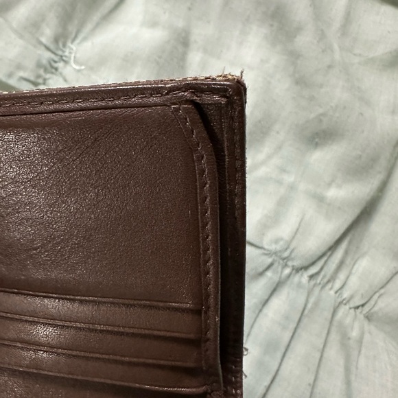 Authentic,Gucci monogram wallet with coin compartment and card slots. Preloved! - Picture 4 of 9